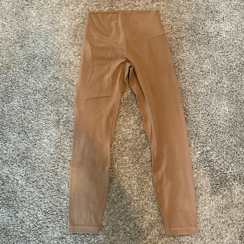 Lululemon 25” align leggings - like new!